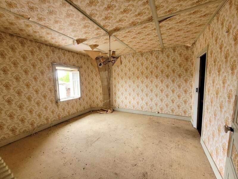 Maison à SAINT-DIER-D&#039;AUVERGNE