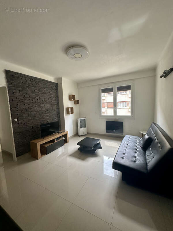 Appartement à MARSEILLE-2E