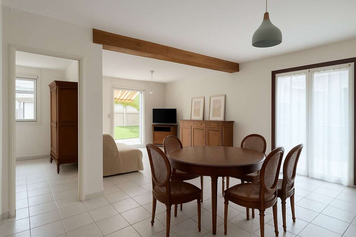 Maison à VALRAS-PLAGE