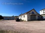 Parking à LE CREUSOT