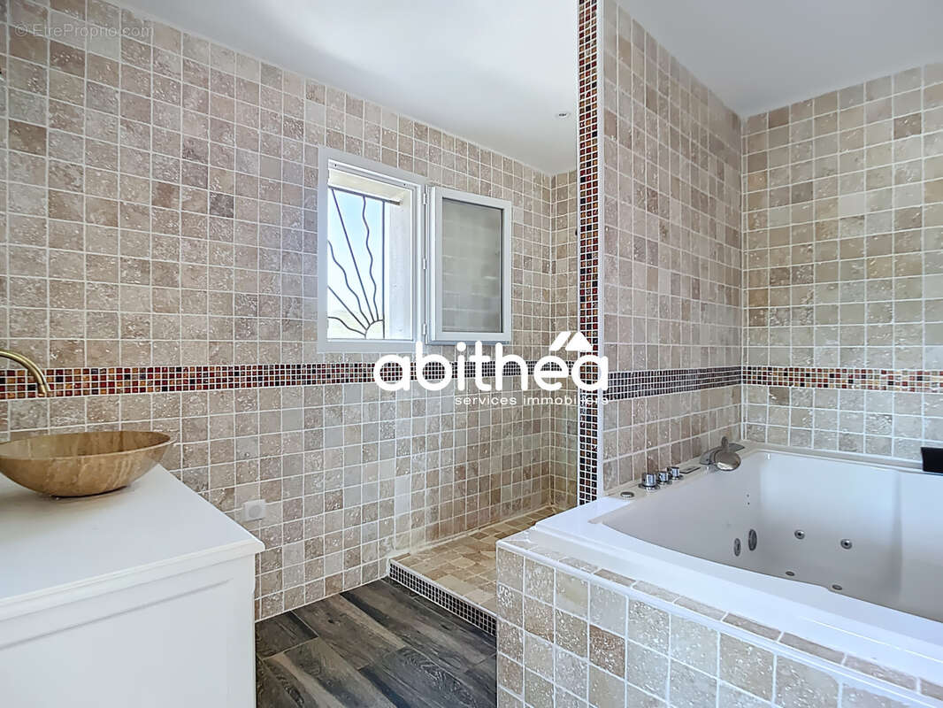 Maison à CESSENON-SUR-ORB