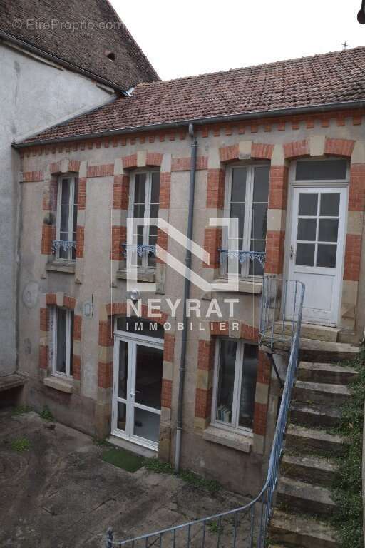 Maison à ARNAY-LE-DUC