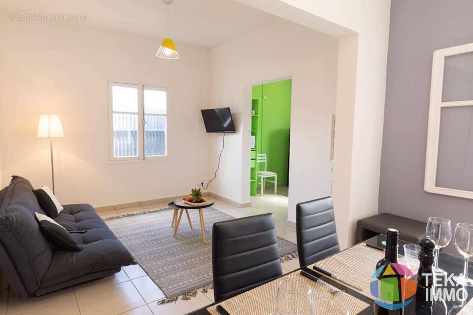 Appartement à SAINTE-SUZANNE