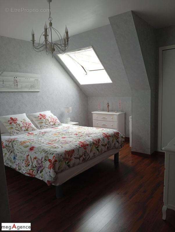 Maison à VARENNES-SUR-ALLIER