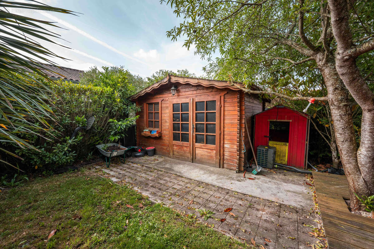 Maison à BELIN-BELIET