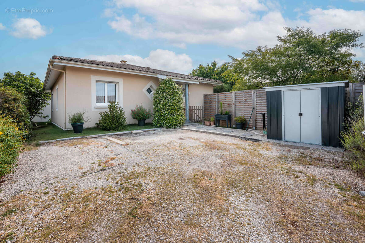 Maison à BELIN-BELIET