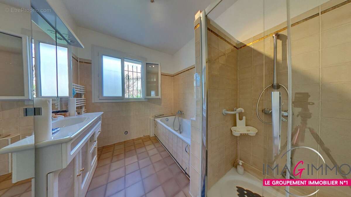 Maison à SAINT-JEAN-DE-VEDAS