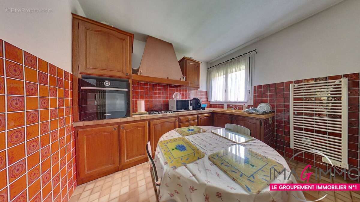 Maison à SAINT-JEAN-DE-VEDAS