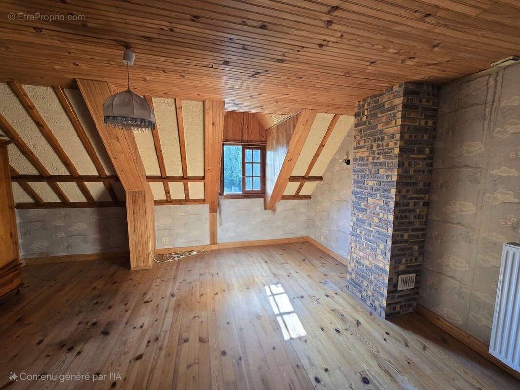 Maison à FEUQUIERES-EN-VIMEU