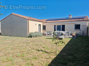 Maison à SAINT-HILAIRE-DE-CHALEONS