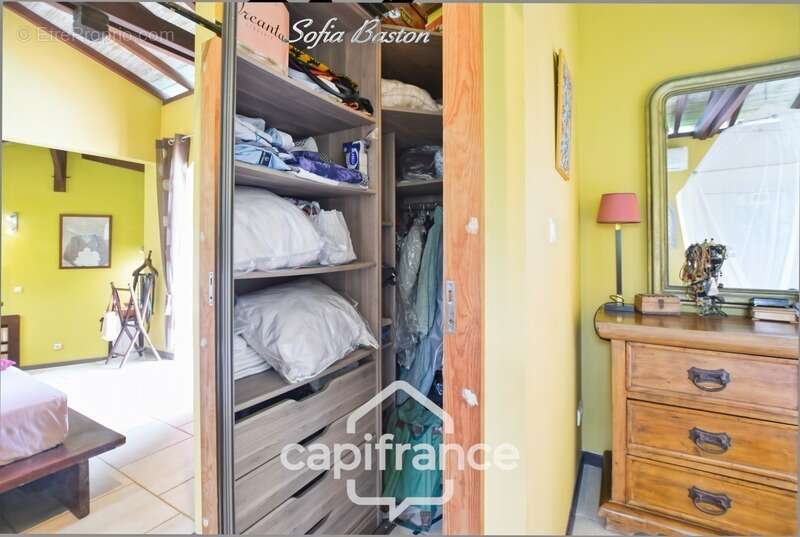 Maison à LES TROIS-ILETS