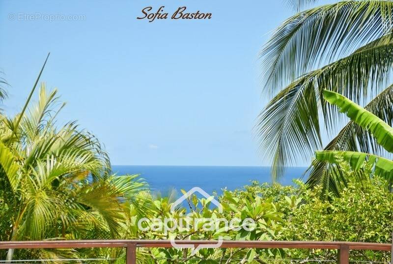 Maison à LES TROIS-ILETS