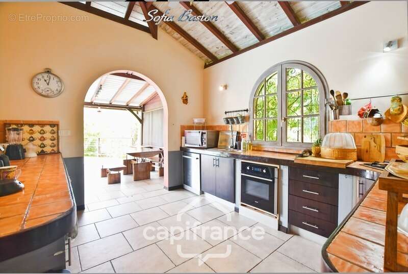 Maison à LES TROIS-ILETS