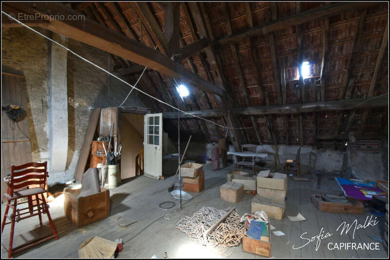 Maison à PREVERANGES