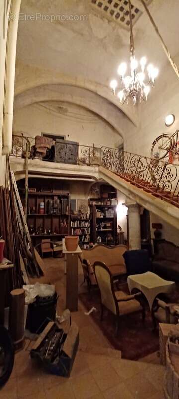 Commerce à SOMMIERES