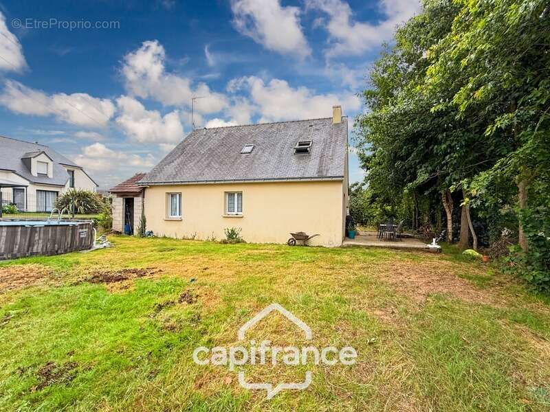 Maison à SAINT-GERAND