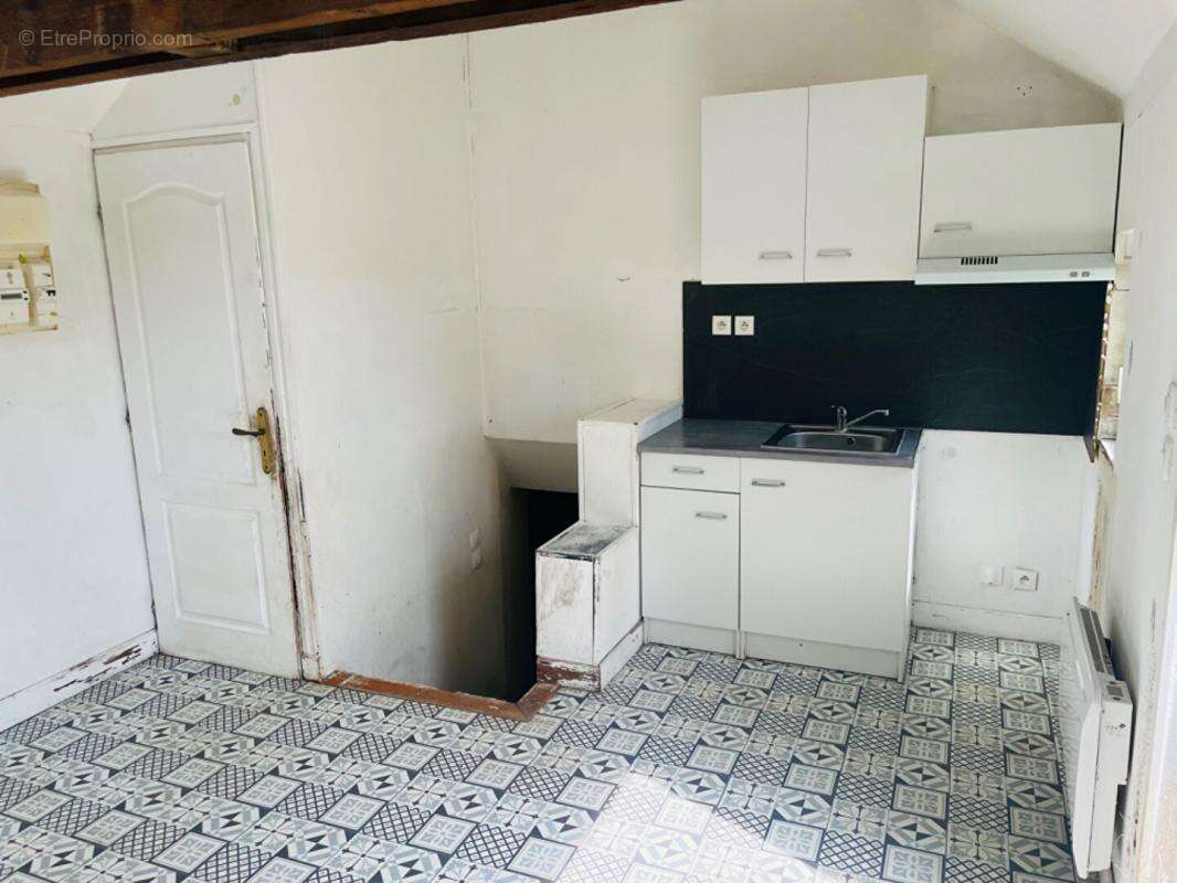 Appartement à FONTAINE-LES-GRES