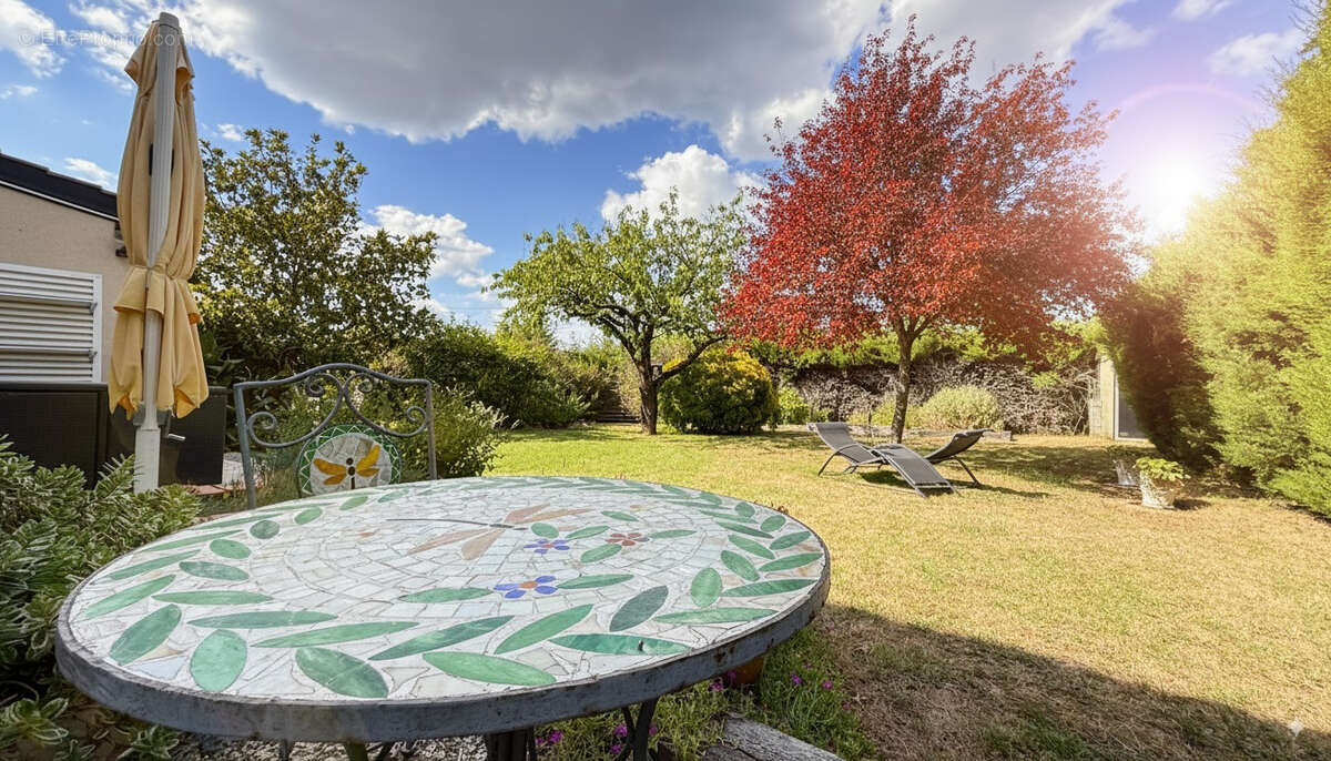 Maison à CLERMONT-LE-FORT