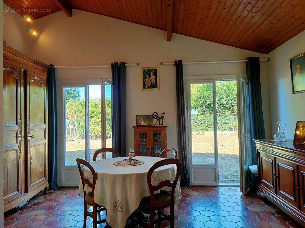 Maison à SAINT-LOUBES