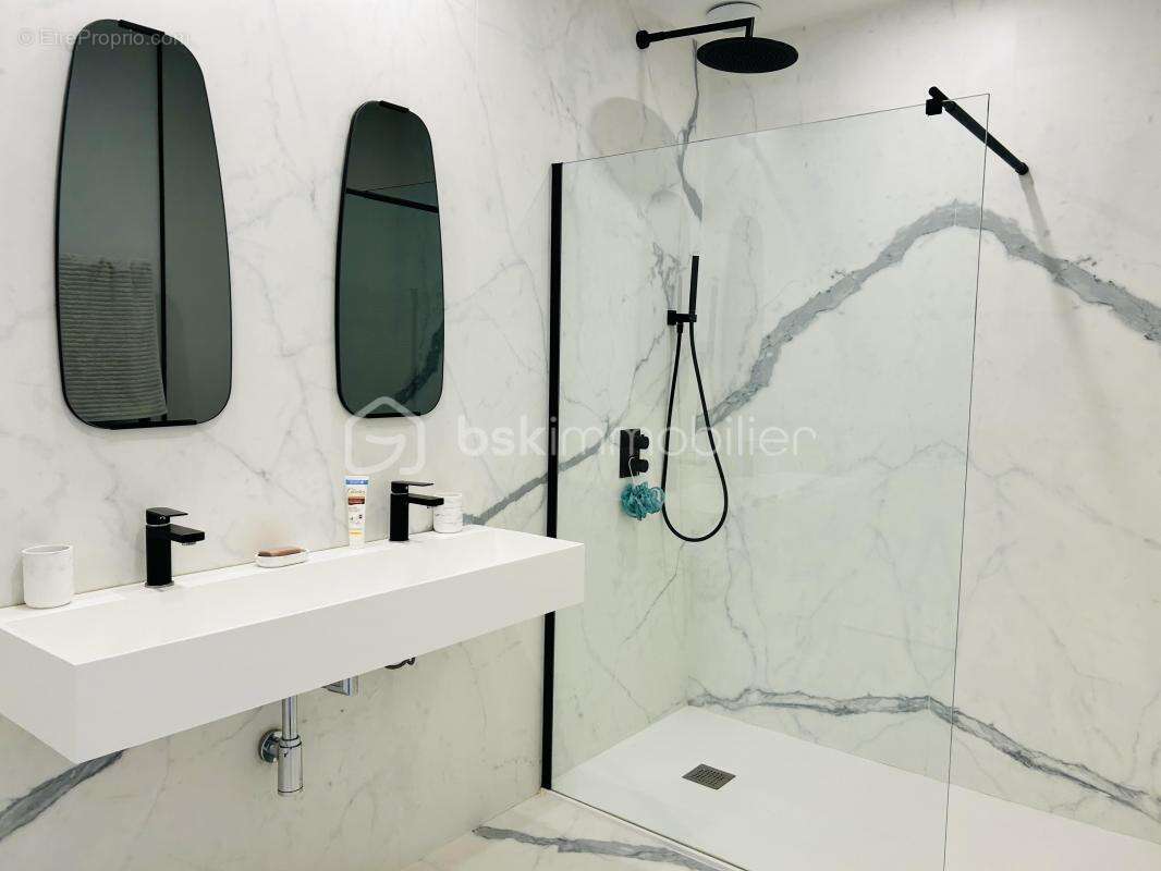 Maison à AZAY-LE-RIDEAU