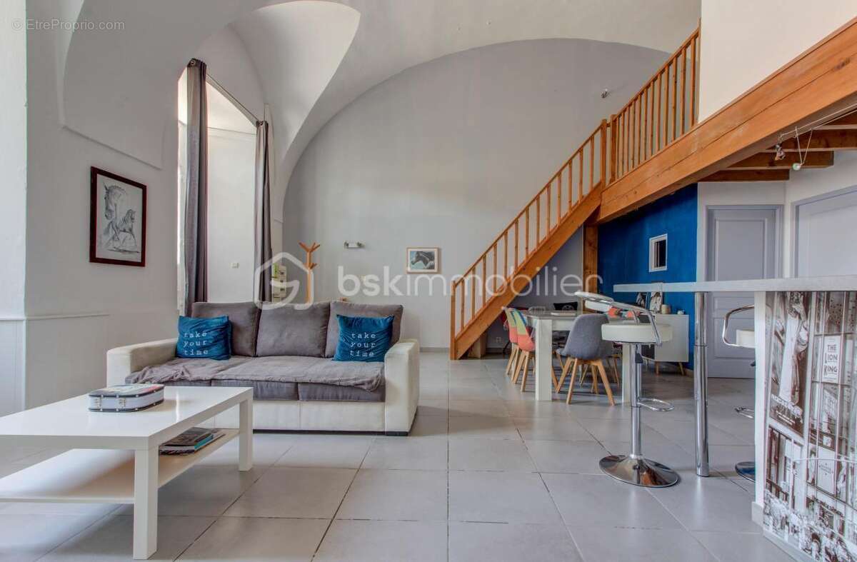 Appartement à MONTBOUCHER-SUR-JABRON