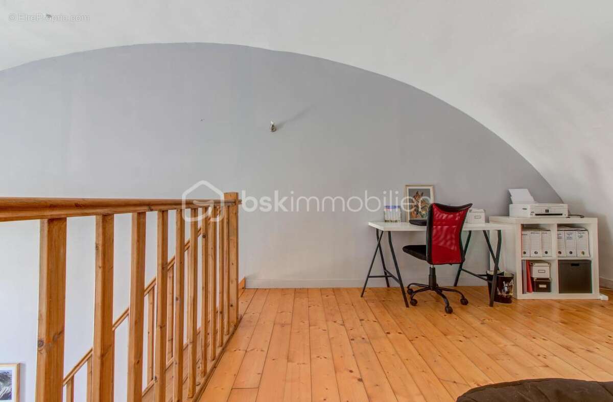 Appartement à MONTBOUCHER-SUR-JABRON