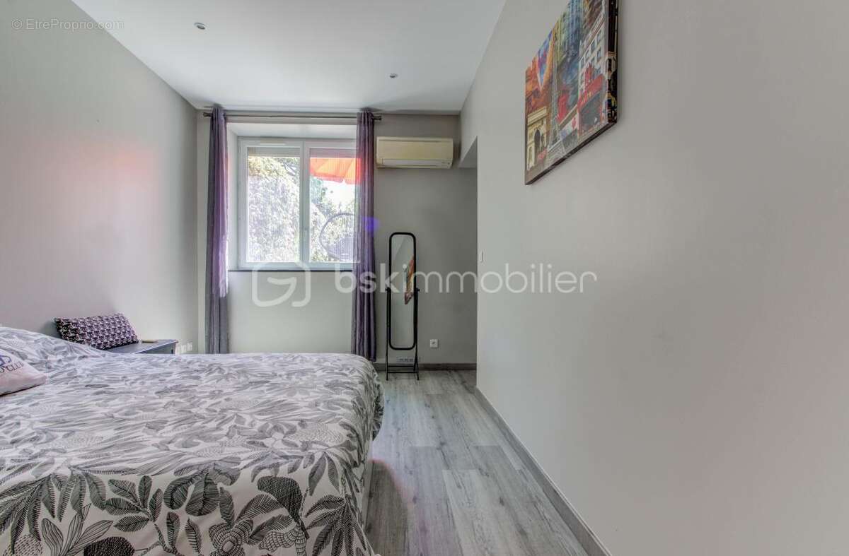 Appartement à MONTBOUCHER-SUR-JABRON