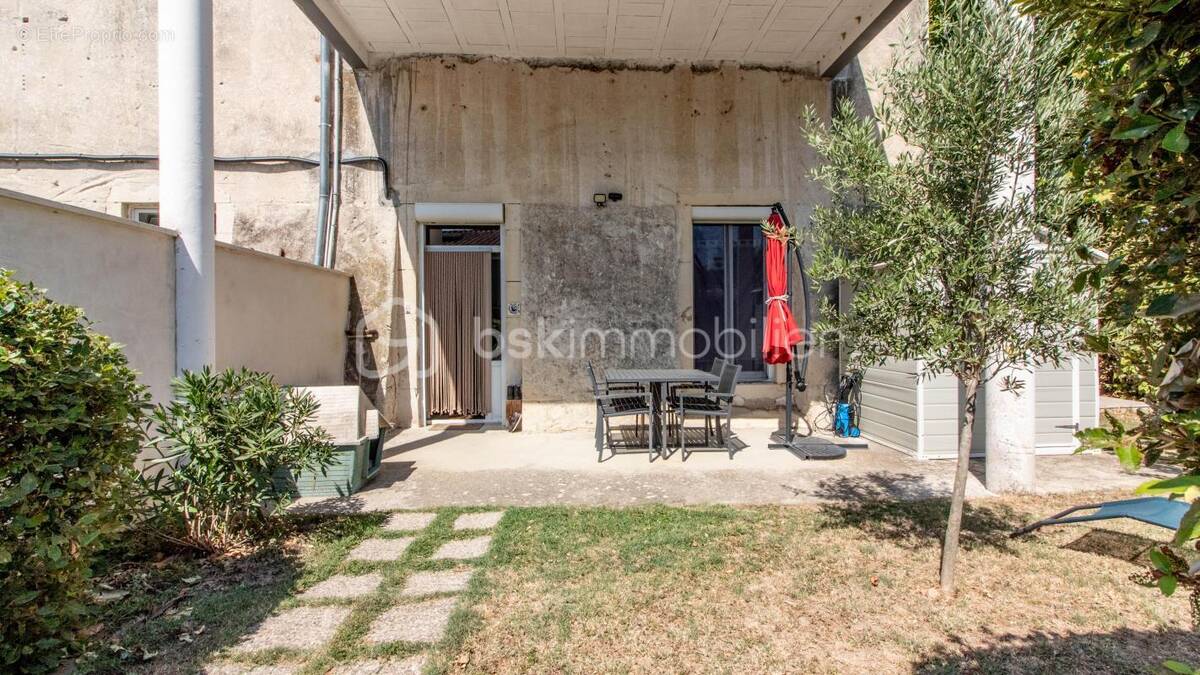 Appartement à MONTBOUCHER-SUR-JABRON