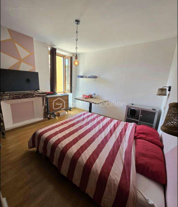 Commerce à SAINT-MONTAN