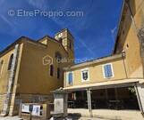 Commerce à SAINT-MONTAN