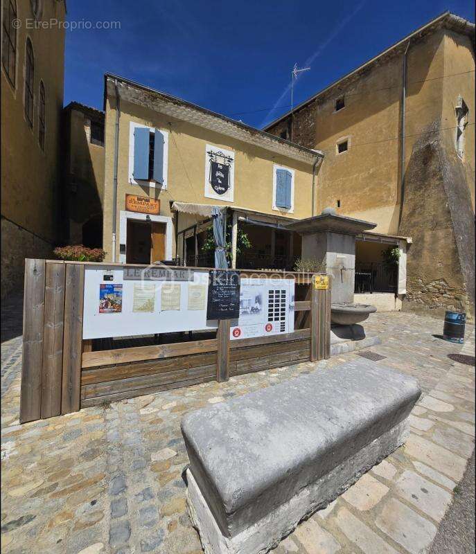 Commerce à SAINT-MONTAN