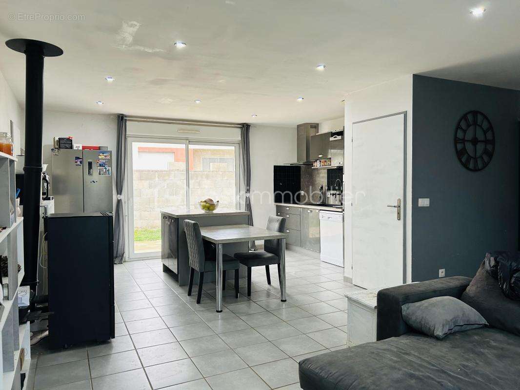 Maison à BOUVESSE-QUIRIEU