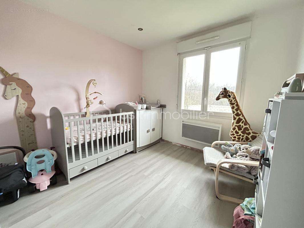 Maison à BOUVESSE-QUIRIEU