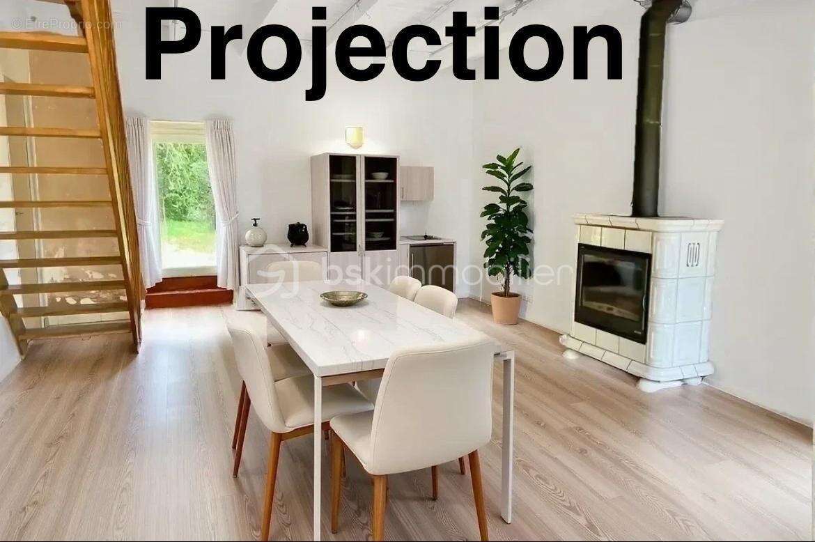 Maison à BAZOUGES-LA-PEROUSE