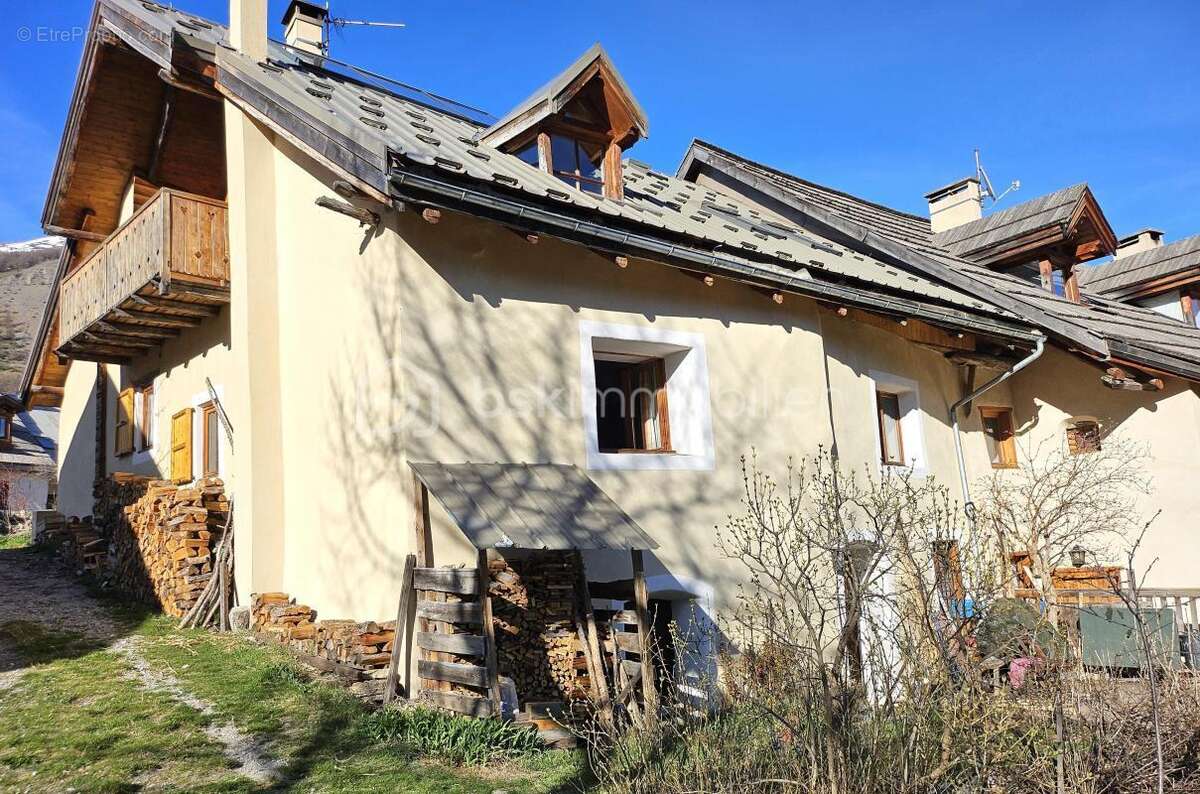 Maison à LE MONETIER-LES-BAINS