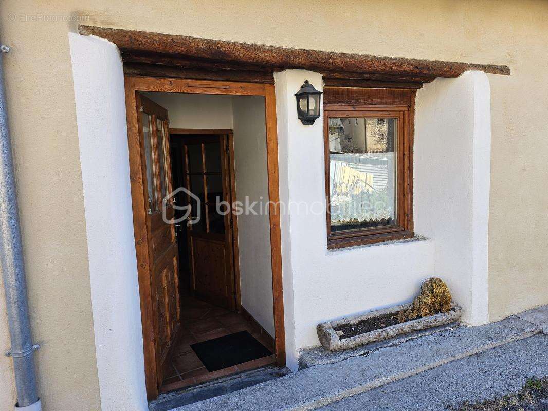 Maison à LE MONETIER-LES-BAINS