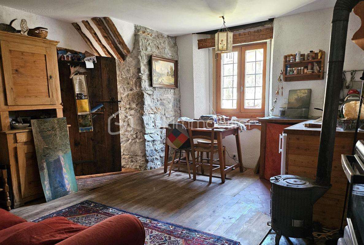 Maison à LE MONETIER-LES-BAINS