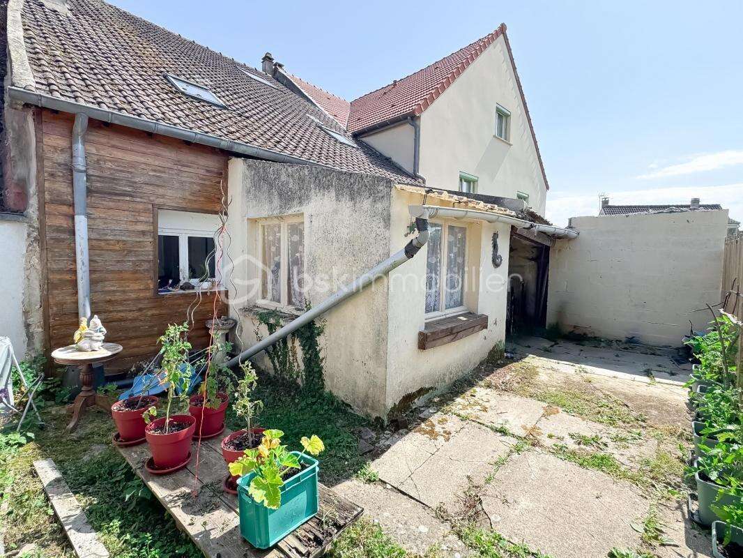 Maison à QUINCY-VOISINS