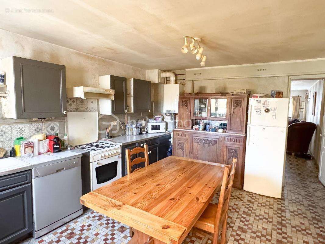 Maison à QUINCY-VOISINS