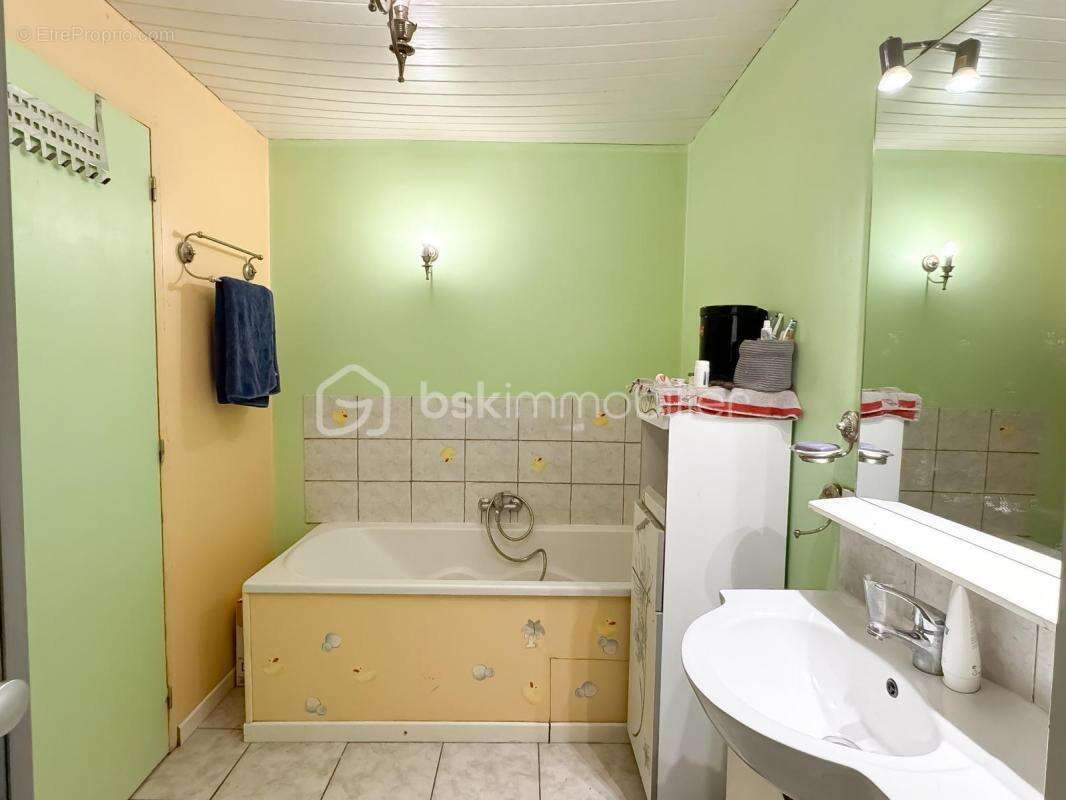 Maison à QUINCY-VOISINS