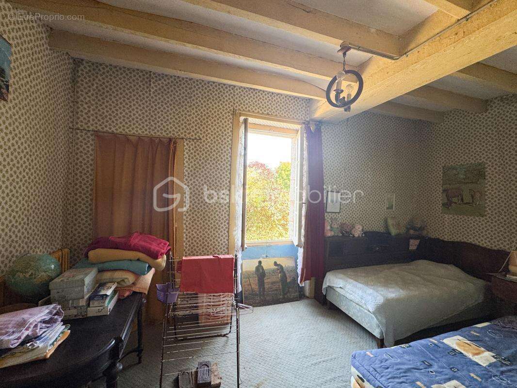 Maison à LE BOURGNEUF-LA-FORET