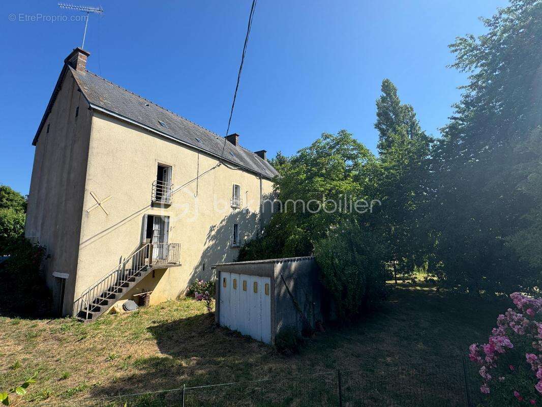 Maison à LE BOURGNEUF-LA-FORET