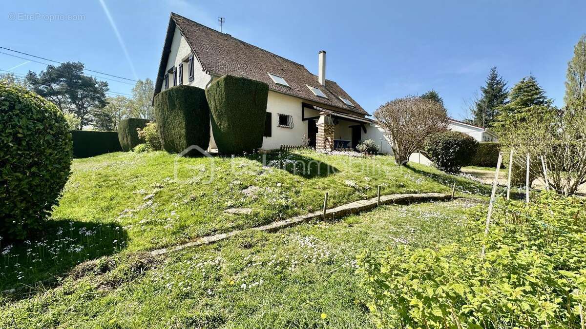 Maison à LA BOISSIERE-ECOLE