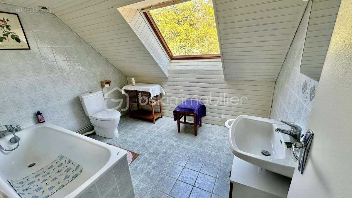 Maison à LA BOISSIERE-ECOLE