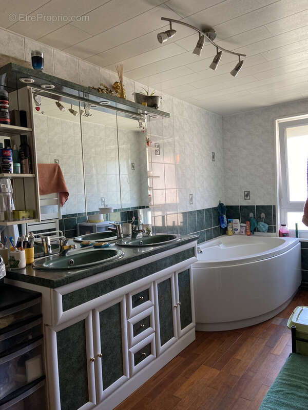 Maison à HAUTEVILLE