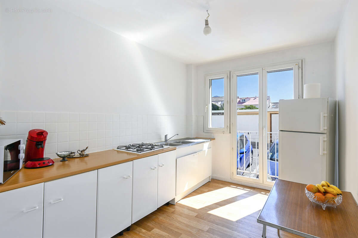 Appartement à MARSEILLE-8E
