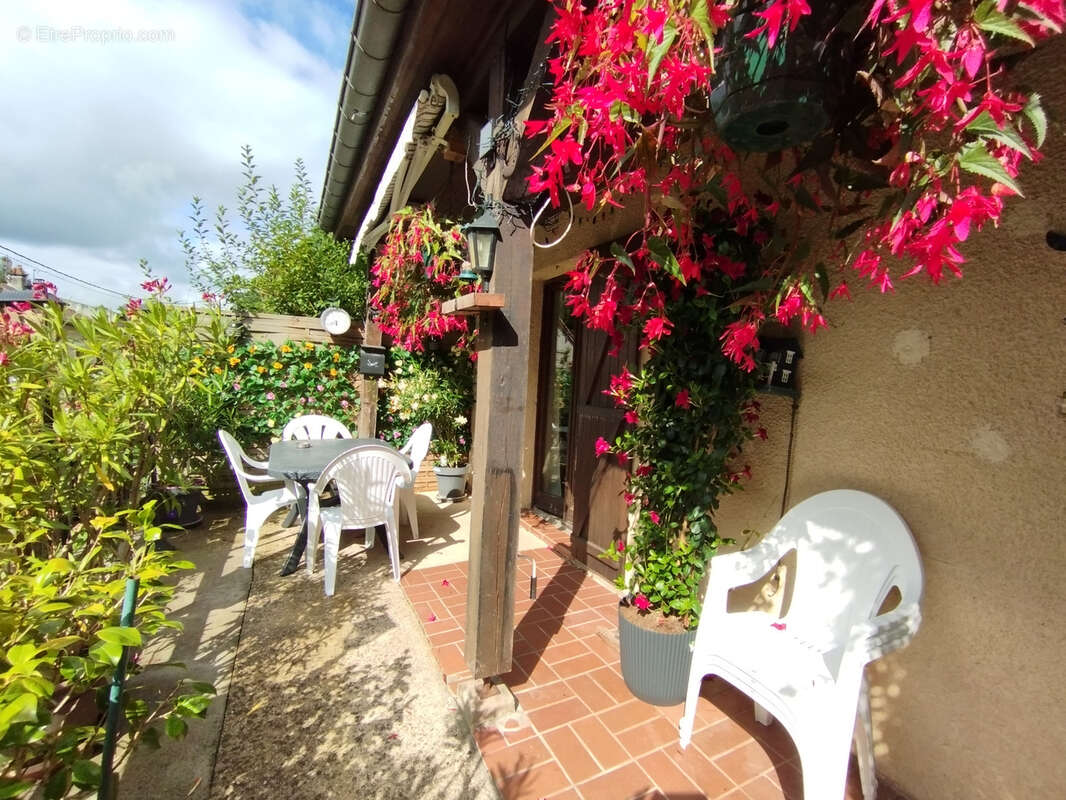 Maison à VAL-ET-CHATILLON