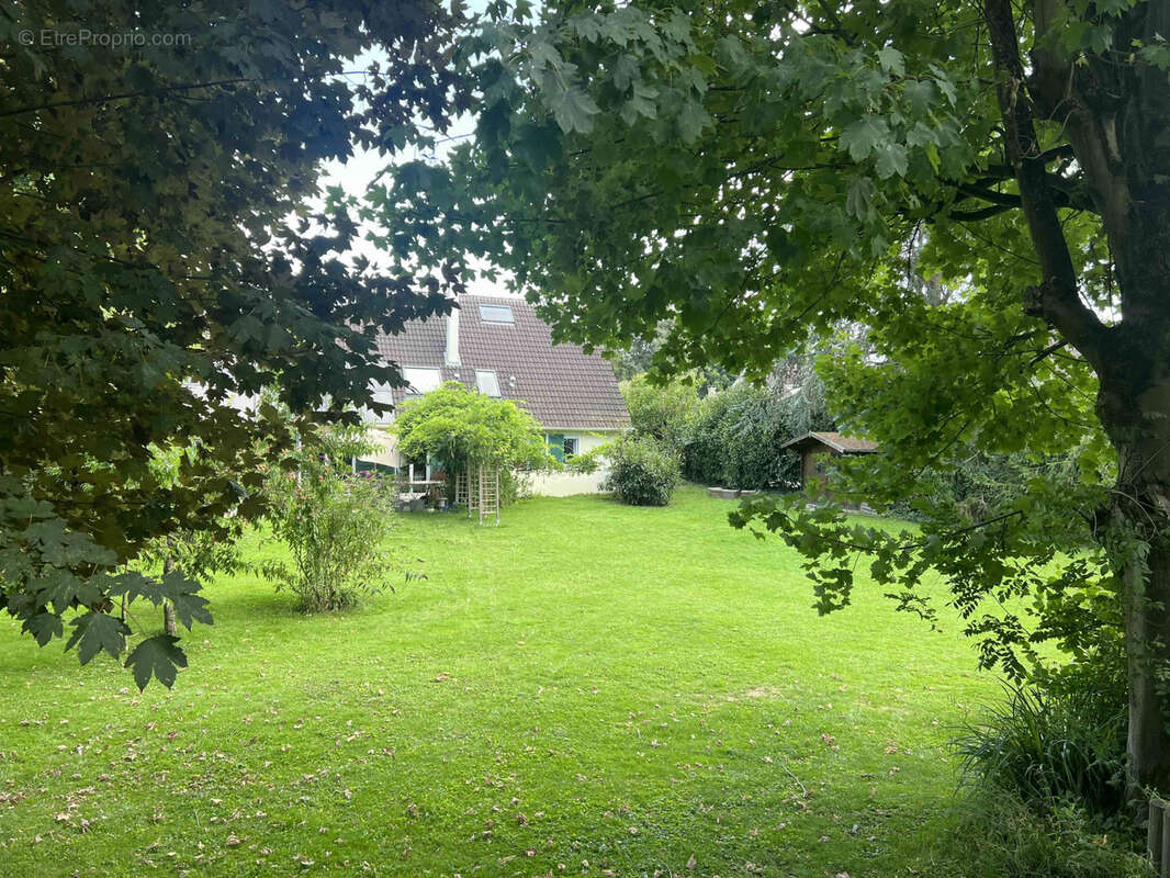 Maison à LES LOGES-EN-JOSAS