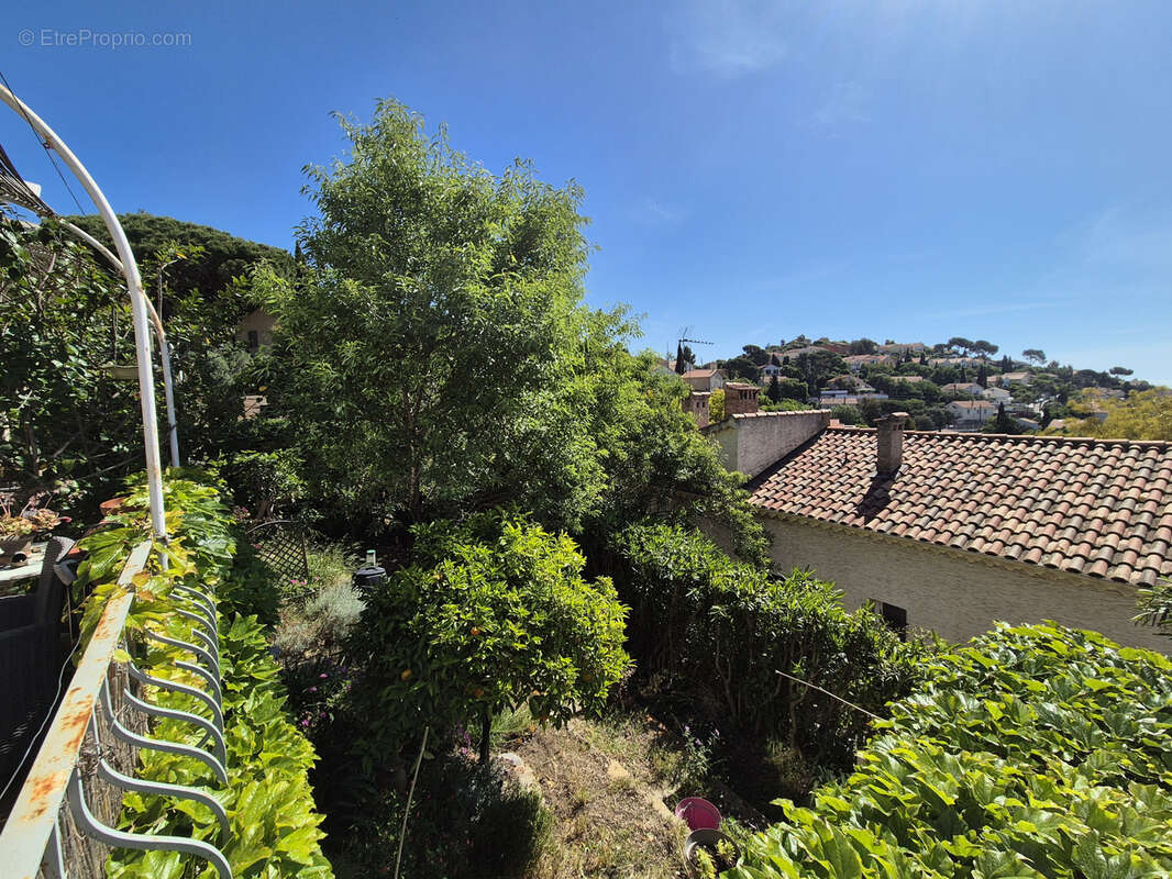 Appartement à HYERES