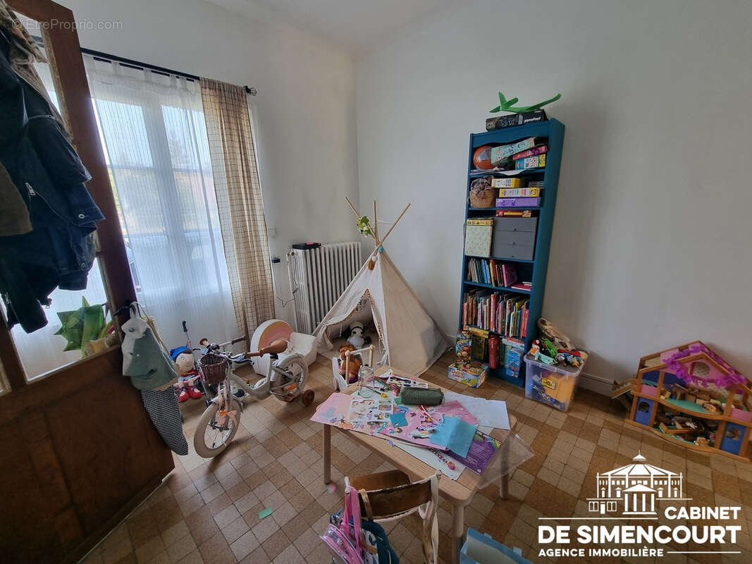 Maison à L&#039;ETOILE